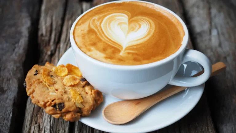 4 Ingredientes Surpreendentes Que Vão Turbinar o Sabor e os Benefícios do Seu Café