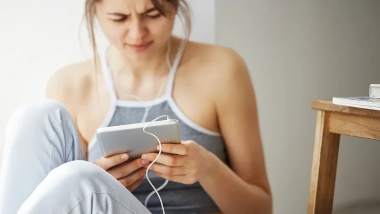 Detox Digital de 7 Dias O Passo a Passo Para Reduzir a Ansiedade e Melhorar o Sono